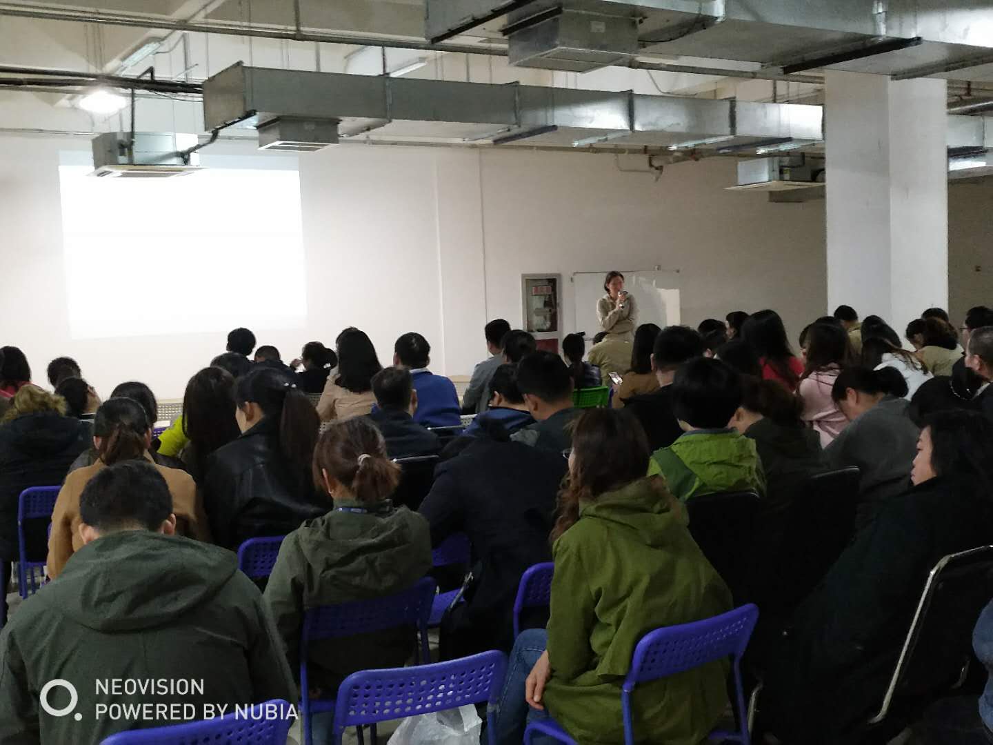 质量大讲堂照片3.jpg