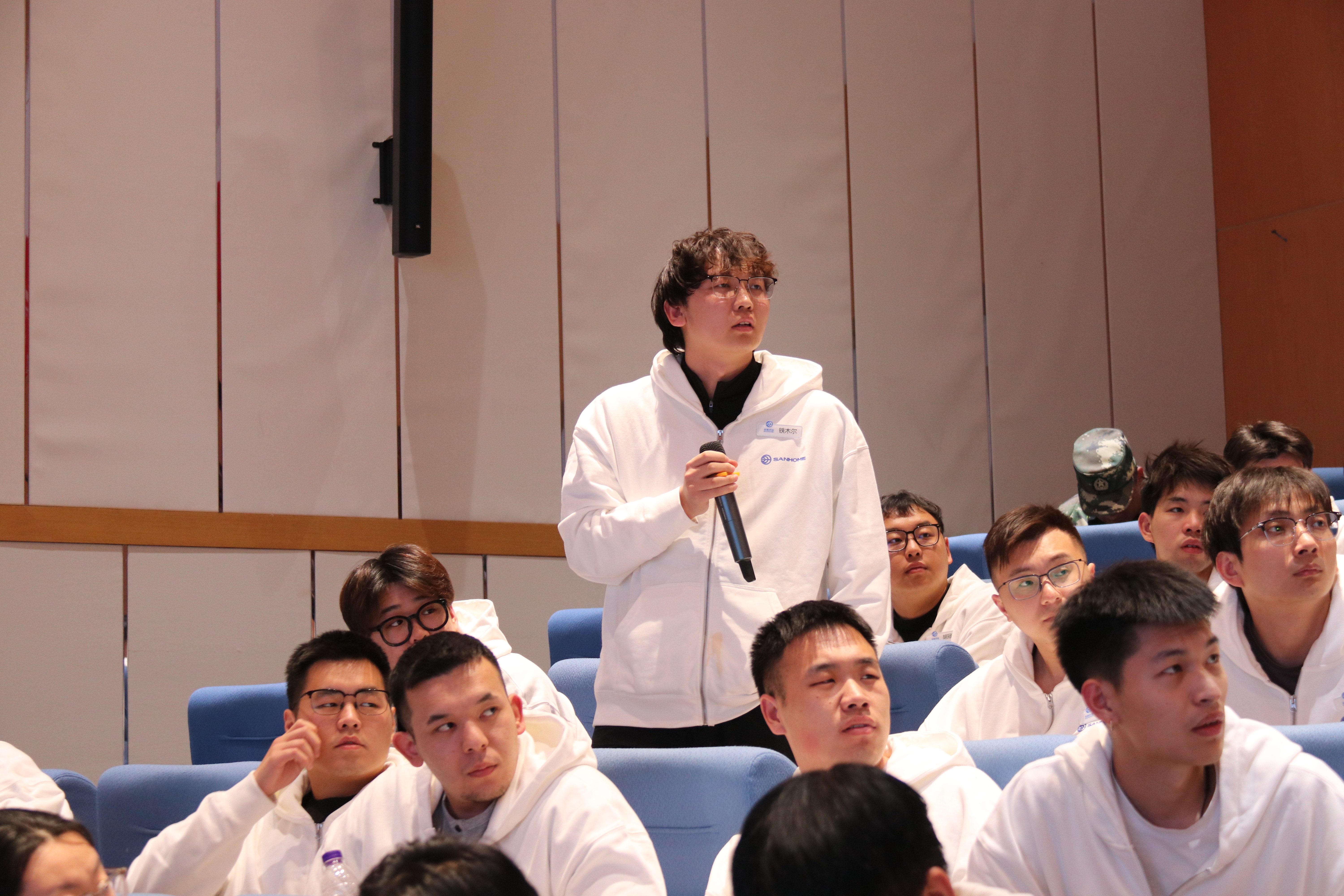 发言2.jpg 发言2.jpg