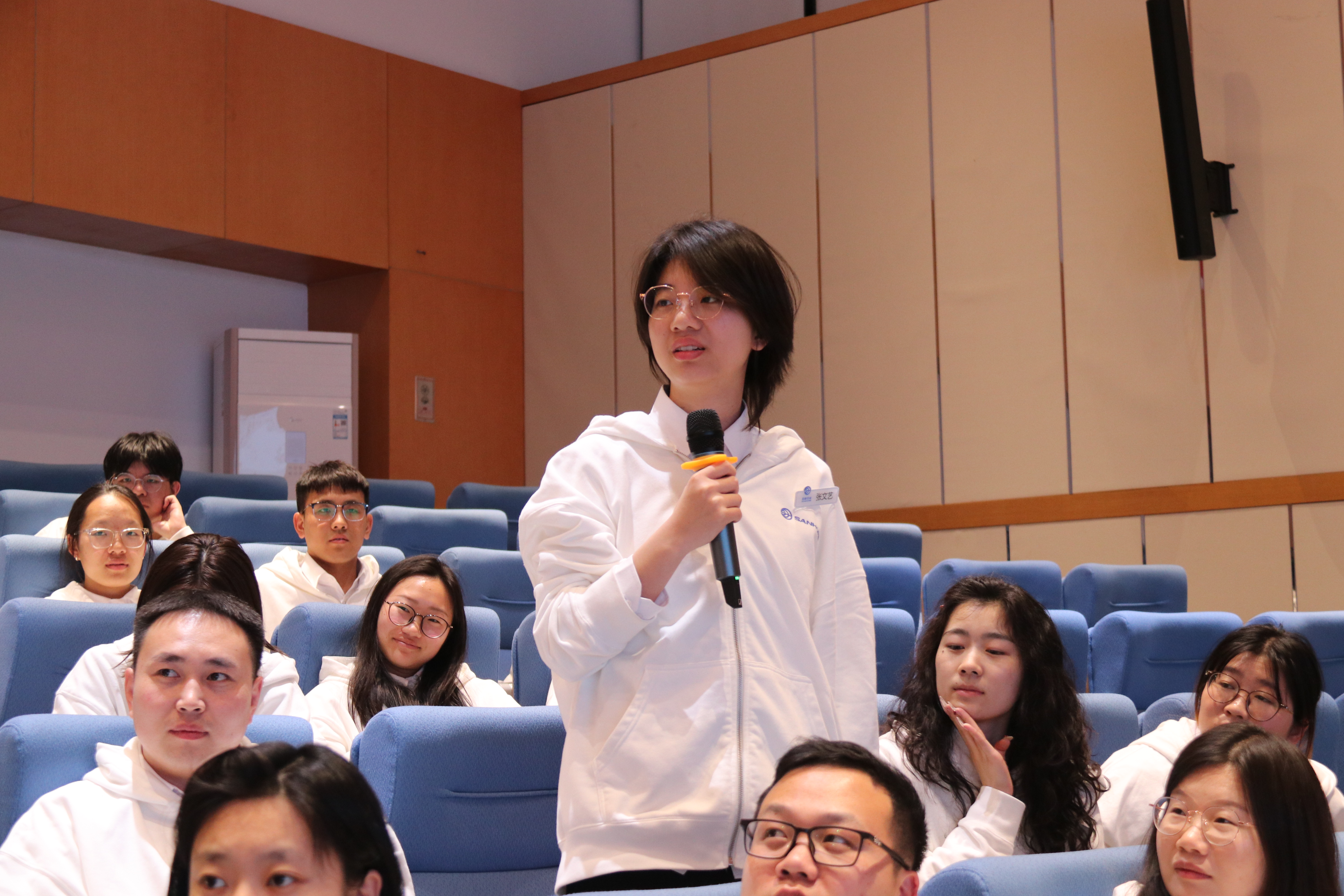 发言3.jpg 发言3.jpg